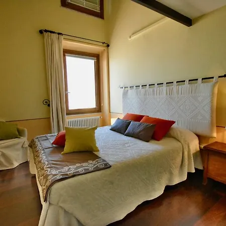 Romantic Canelles Apartment